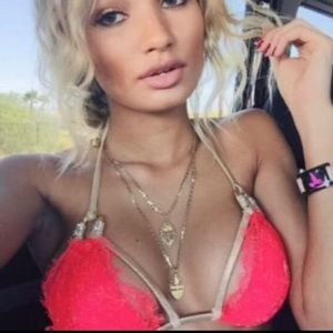 Beach bunny Madagascar Glam TOP